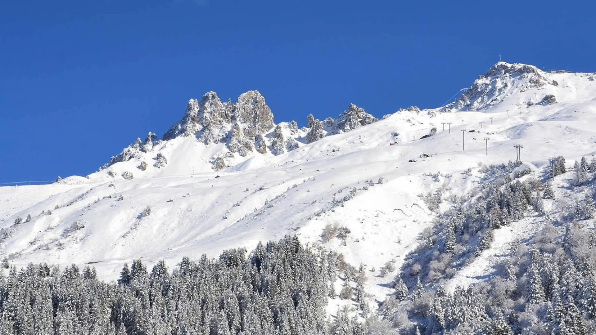Charmant Duplex Skis Aux Pieds, Proche Commerces, Meribel - Fr-1-182-109 0*,  France